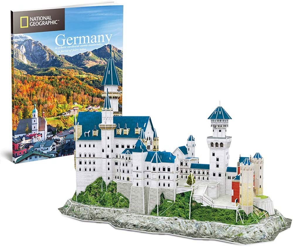 Замъкът Нойшванщайн - 3D картонен пъзел от 121 части с книжка - пъзел